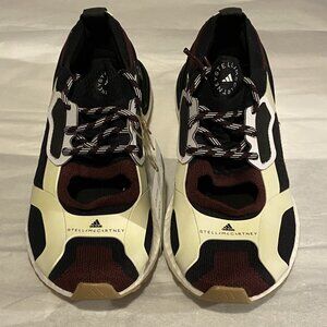 ADIDAS Women's BY STELLA MCCARTNEY ULTRABOOST SANDALS Size 5 us FZ3041